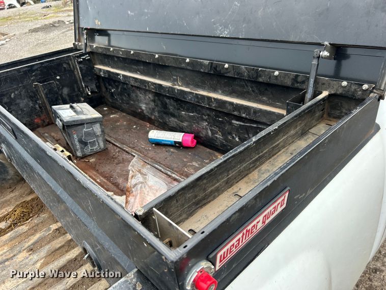 image for item DO6483 2014 Chevrolet  Silverado 2500HD Crew Cab pickup truck