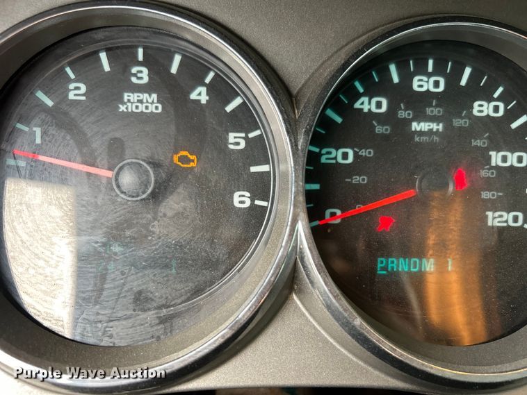 image for item DO6483 2014 Chevrolet  Silverado 2500HD Crew Cab pickup truck