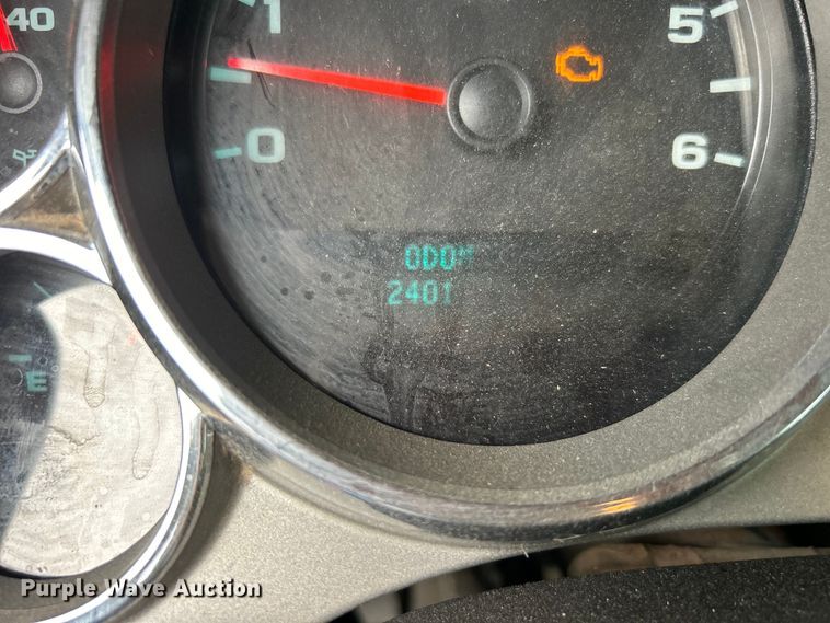 image for item DO6483 2014 Chevrolet  Silverado 2500HD Crew Cab pickup truck