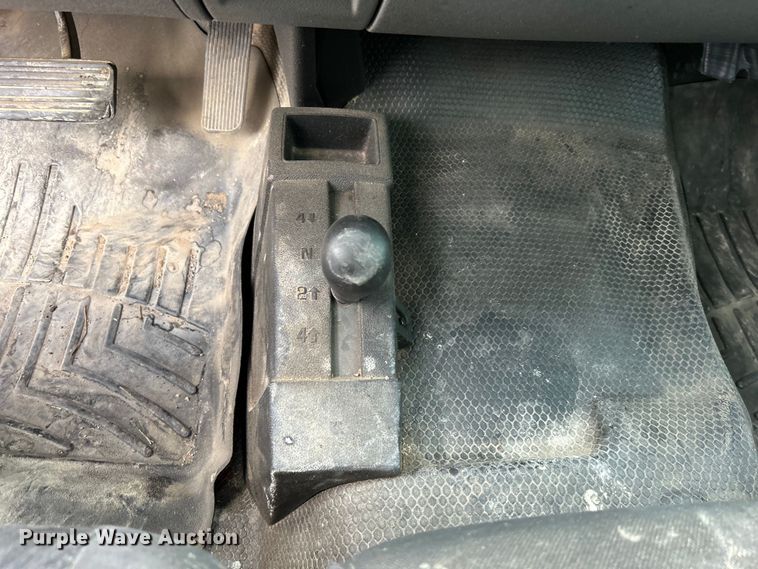 image for item DO6483 2014 Chevrolet  Silverado 2500HD Crew Cab pickup truck