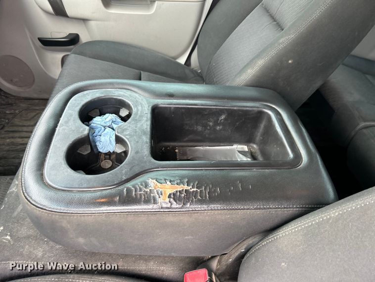 image for item DO6483 2014 Chevrolet  Silverado 2500HD Crew Cab pickup truck