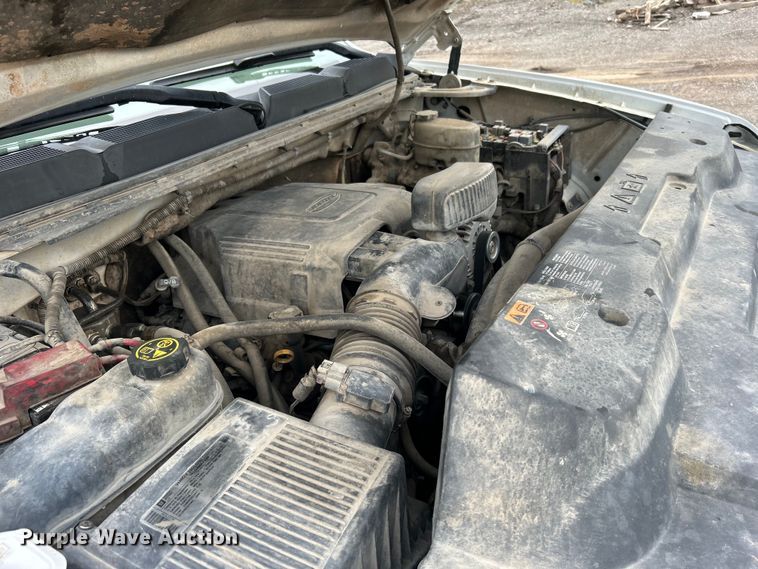 image for item DO6483 2014 Chevrolet  Silverado 2500HD Crew Cab pickup truck