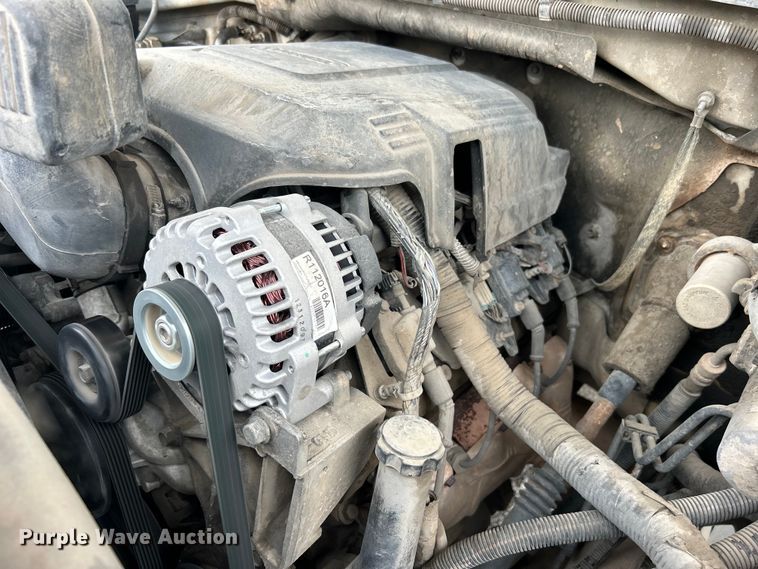 image for item DO6483 2014 Chevrolet  Silverado 2500HD Crew Cab pickup truck