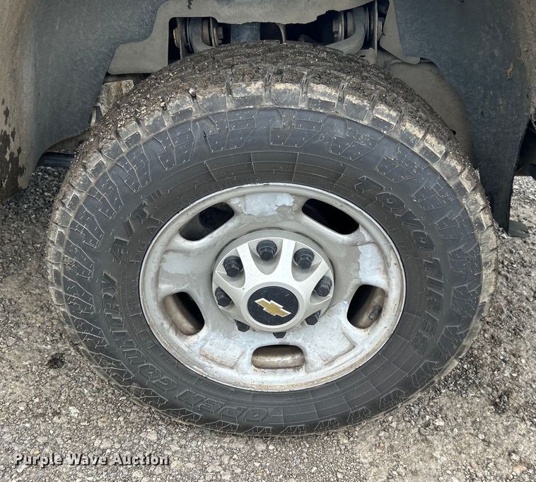 image for item DO6483 2014 Chevrolet  Silverado 2500HD Crew Cab pickup truck