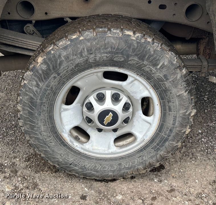 image for item DO6483 2014 Chevrolet  Silverado 2500HD Crew Cab pickup truck