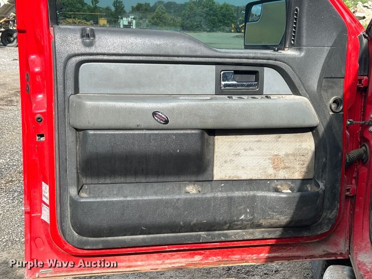 image for item DO6484 2013 Ford F150 SuperCrew pickup truck