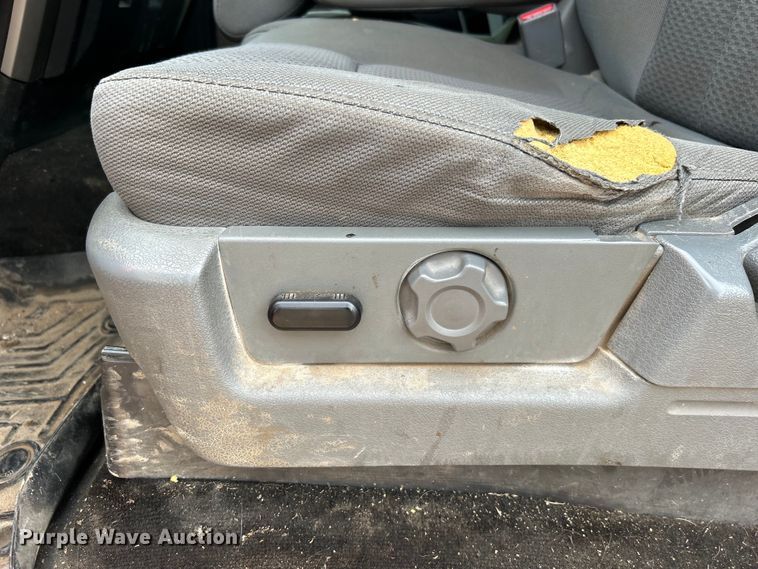 image for item DO6484 2013 Ford F150 SuperCrew pickup truck