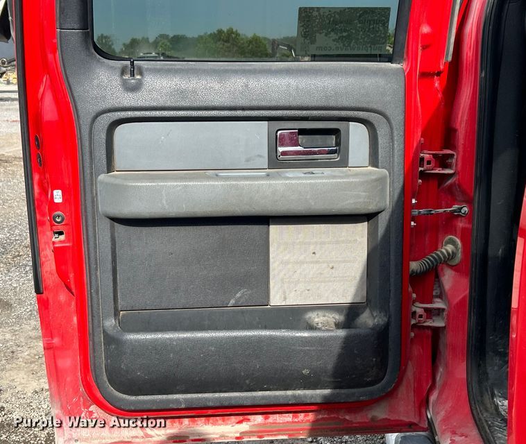 image for item DO6484 2013 Ford F150 SuperCrew pickup truck