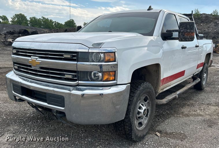 image for item DO6485 2016 Chevrolet Silverado 2500HD Crew Cab pickup truck