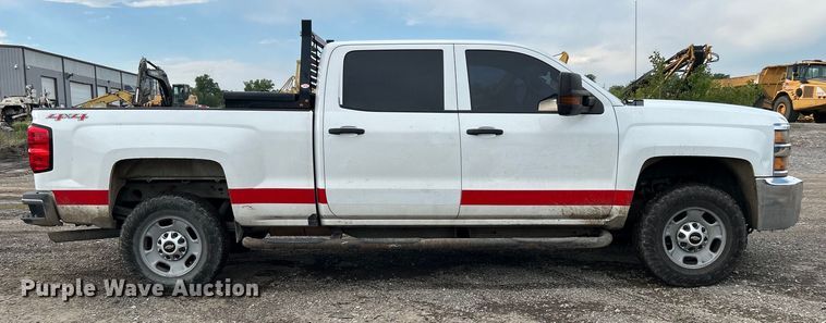 image for item DO6485 2016 Chevrolet Silverado 2500HD Crew Cab pickup truck