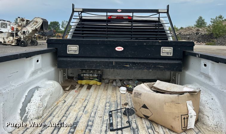 image for item DO6485 2016 Chevrolet Silverado 2500HD Crew Cab pickup truck