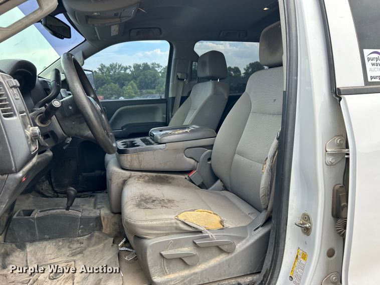 image for item DO6485 2016 Chevrolet Silverado 2500HD Crew Cab pickup truck