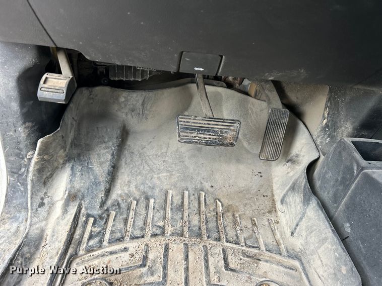 image for item DO6485 2016 Chevrolet Silverado 2500HD Crew Cab pickup truck