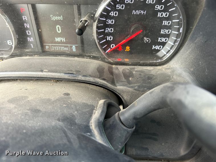 image for item DO6485 2016 Chevrolet Silverado 2500HD Crew Cab pickup truck