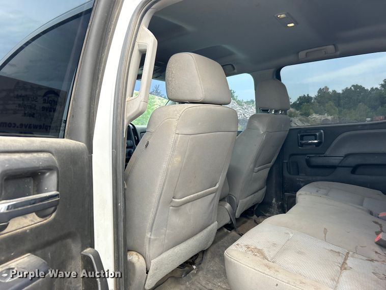 image for item DO6485 2016 Chevrolet Silverado 2500HD Crew Cab pickup truck