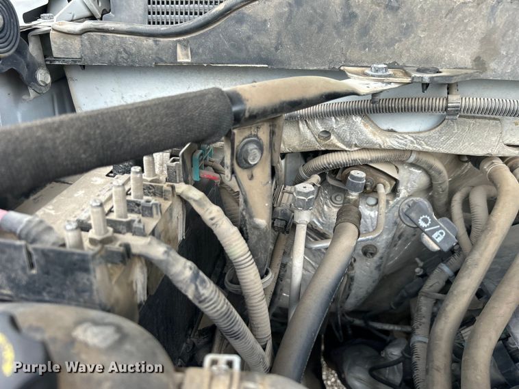 image for item DO6485 2016 Chevrolet Silverado 2500HD Crew Cab pickup truck