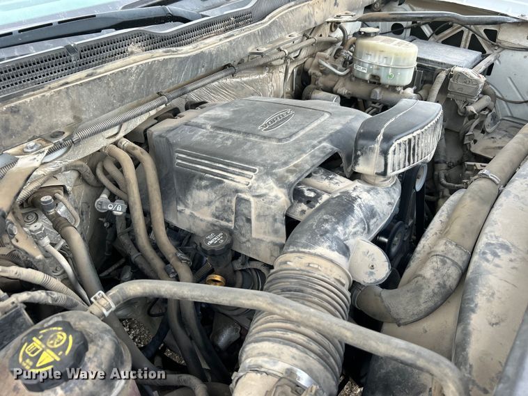 image for item DO6485 2016 Chevrolet Silverado 2500HD Crew Cab pickup truck