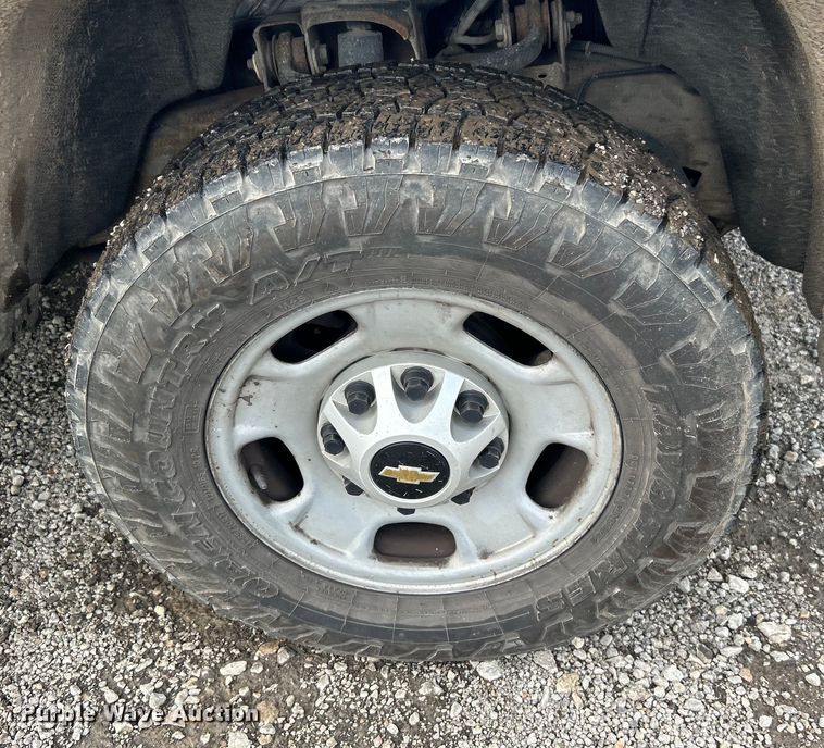 image for item DO6485 2016 Chevrolet Silverado 2500HD Crew Cab pickup truck