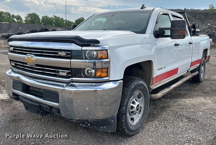 image for item DO6486 2016 Chevrolet Silverado 2500HD Crew Cab pickup truck
