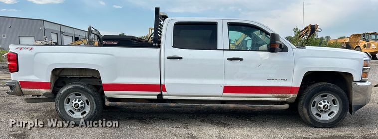 image for item DO6486 2016 Chevrolet Silverado 2500HD Crew Cab pickup truck