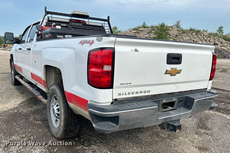 image for item DO6486 2016 Chevrolet Silverado 2500HD Crew Cab pickup truck