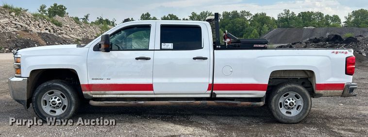 image for item DO6486 2016 Chevrolet Silverado 2500HD Crew Cab pickup truck