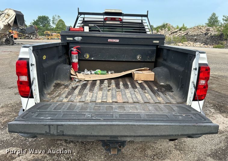 image for item DO6486 2016 Chevrolet Silverado 2500HD Crew Cab pickup truck