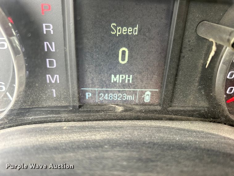 image for item DO6486 2016 Chevrolet Silverado 2500HD Crew Cab pickup truck