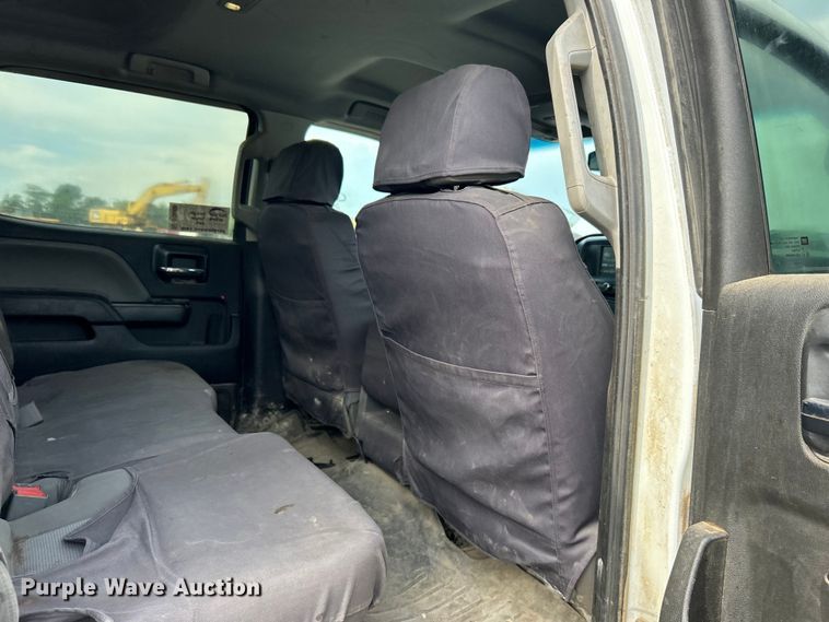 image for item DO6486 2016 Chevrolet Silverado 2500HD Crew Cab pickup truck