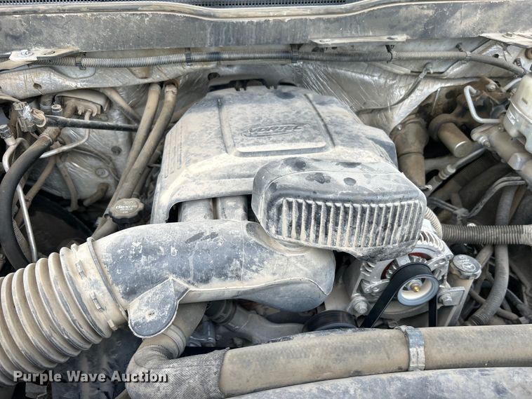 image for item DO6486 2016 Chevrolet Silverado 2500HD Crew Cab pickup truck