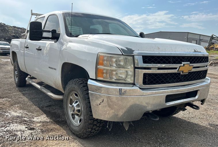 image for item DO6487 2013 Chevrolet Silverado 2500HD  Crew Cab pickup truck