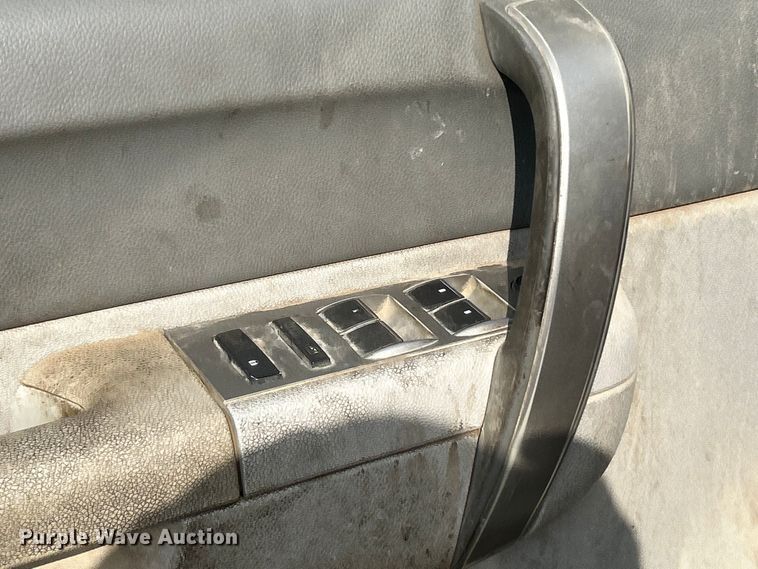 image for item DO6487 2013 Chevrolet Silverado 2500HD  Crew Cab pickup truck