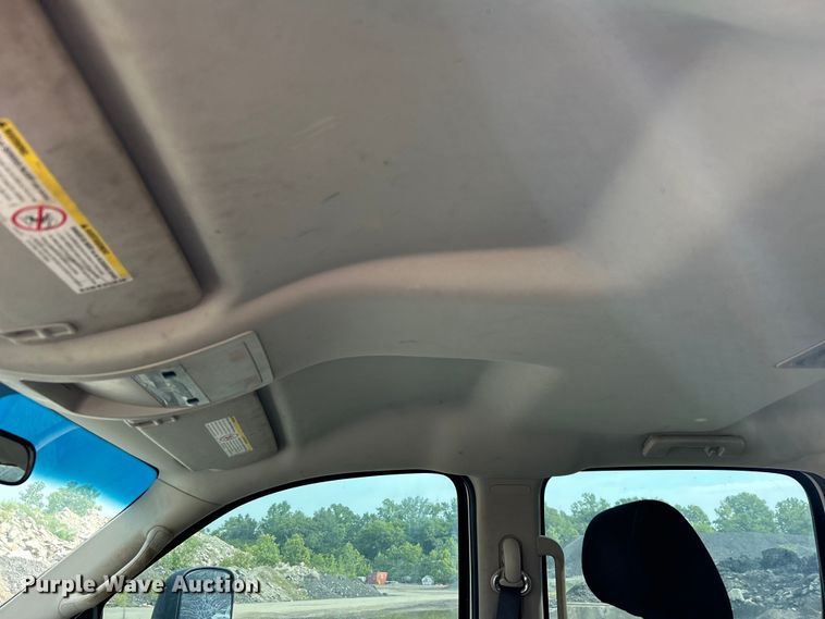 image for item DO6487 2013 Chevrolet Silverado 2500HD  Crew Cab pickup truck