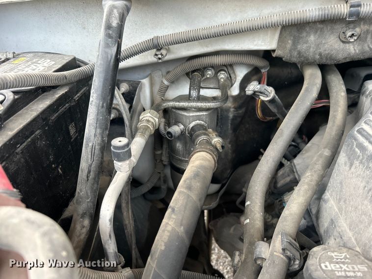 image for item DO6487 2013 Chevrolet Silverado 2500HD  Crew Cab pickup truck