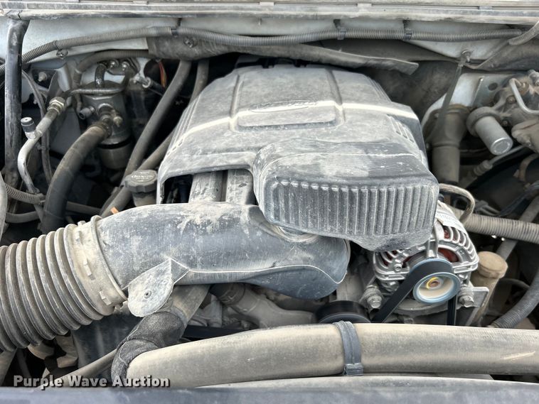 image for item DO6487 2013 Chevrolet Silverado 2500HD  Crew Cab pickup truck