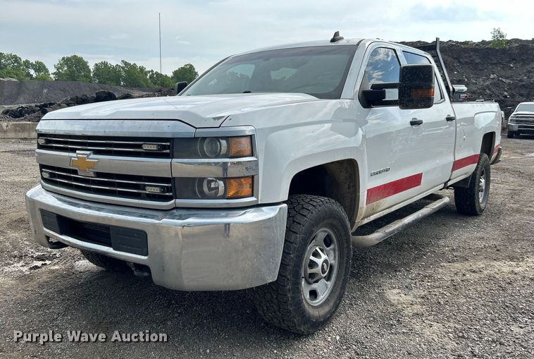 image for item DO6488 2016 Chevrolet Silverado 2500HD Crew Cab pickup truck
