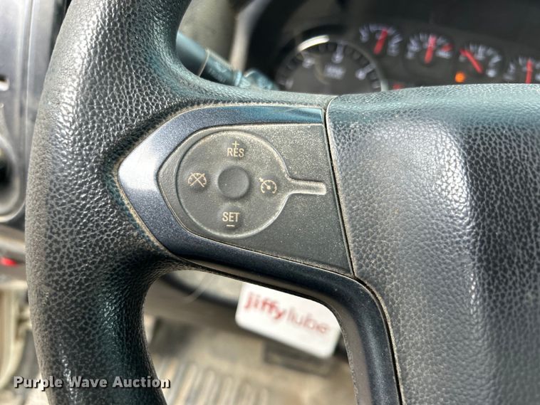 image for item DO6488 2016 Chevrolet Silverado 2500HD Crew Cab pickup truck