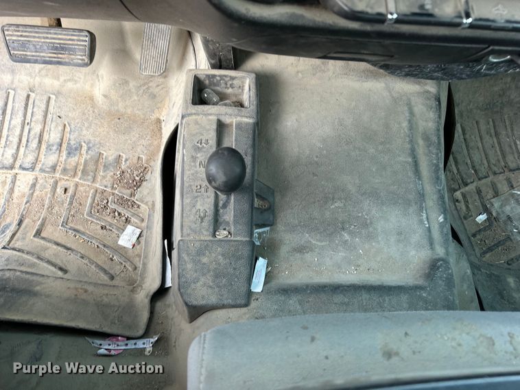 image for item DO6488 2016 Chevrolet Silverado 2500HD Crew Cab pickup truck