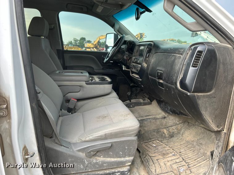 image for item DO6488 2016 Chevrolet Silverado 2500HD Crew Cab pickup truck