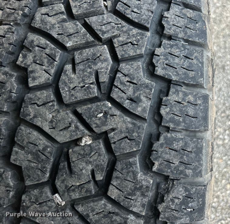 image for item DO6488 2016 Chevrolet Silverado 2500HD Crew Cab pickup truck