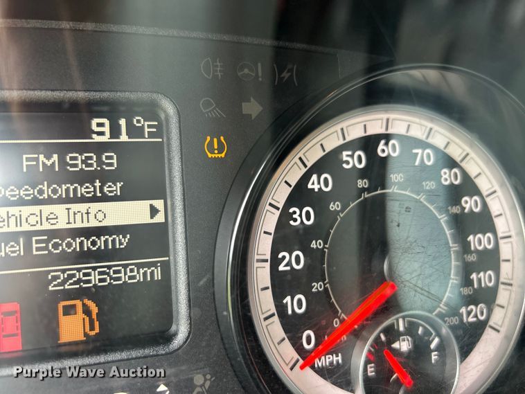 image for item DO6495 2018 Dodge Ram 2500HD Crew Cab pickup truck