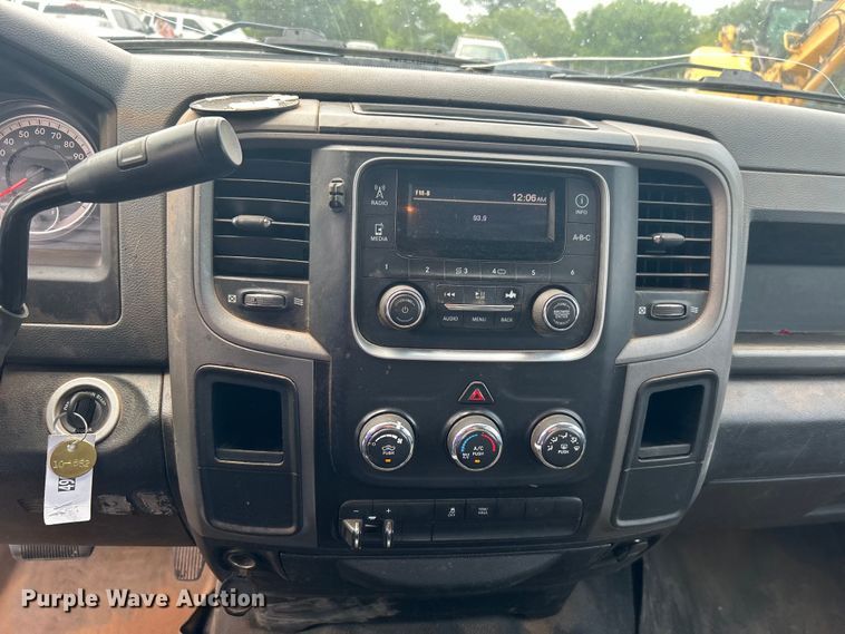 image for item DO6495 2018 Dodge Ram 2500HD Crew Cab pickup truck