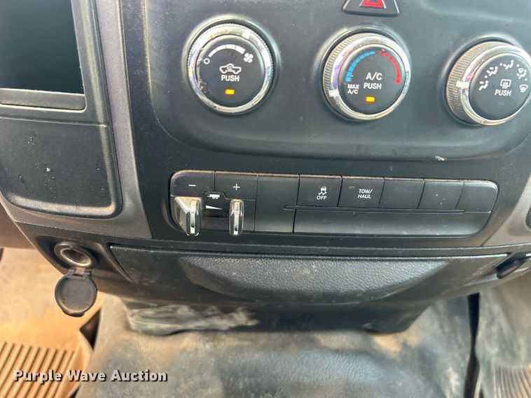 image for item DO6495 2018 Dodge Ram 2500HD Crew Cab pickup truck