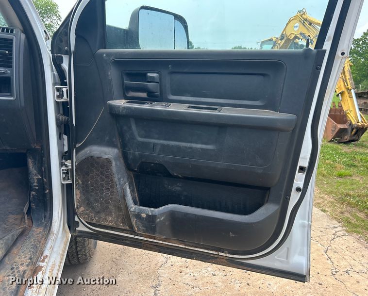 image for item DO6495 2018 Dodge Ram 2500HD Crew Cab pickup truck