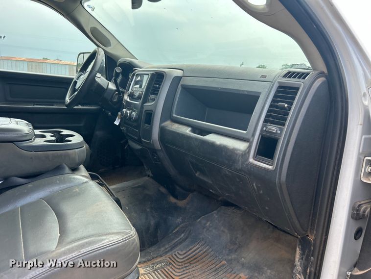 image for item DO6495 2018 Dodge Ram 2500HD Crew Cab pickup truck