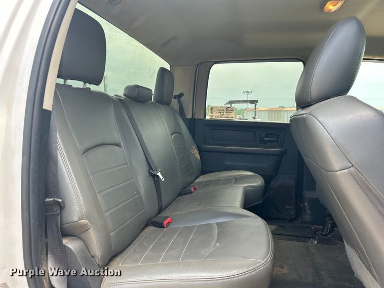 image for item DO6495 2018 Dodge Ram 2500HD Crew Cab pickup truck