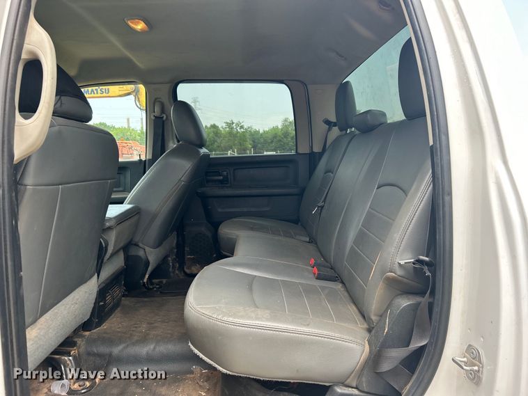 image for item DO6495 2018 Dodge Ram 2500HD Crew Cab pickup truck