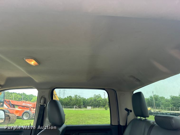 image for item DO6495 2018 Dodge Ram 2500HD Crew Cab pickup truck