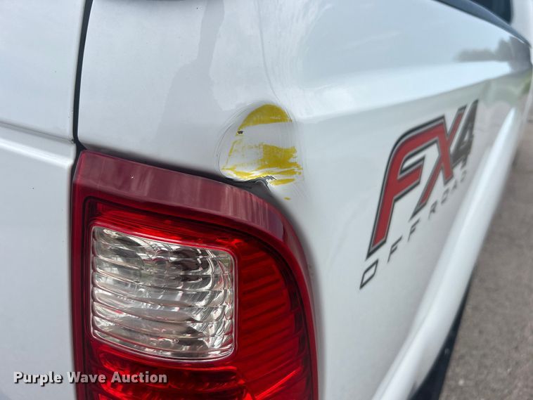 image for item DO6500 2014 Ford F250 Super Duty  Crew Cab pickup truck