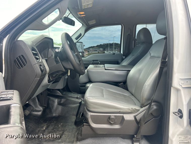 image for item DO6500 2014 Ford F250 Super Duty  Crew Cab pickup truck